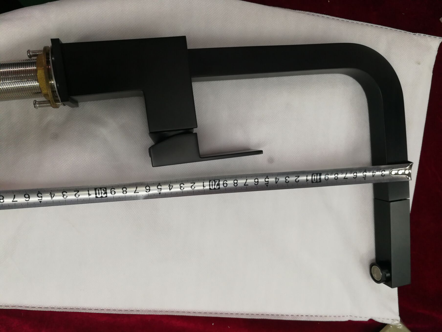 Kitchen Faucet (5) Robinet de cuisine (5)