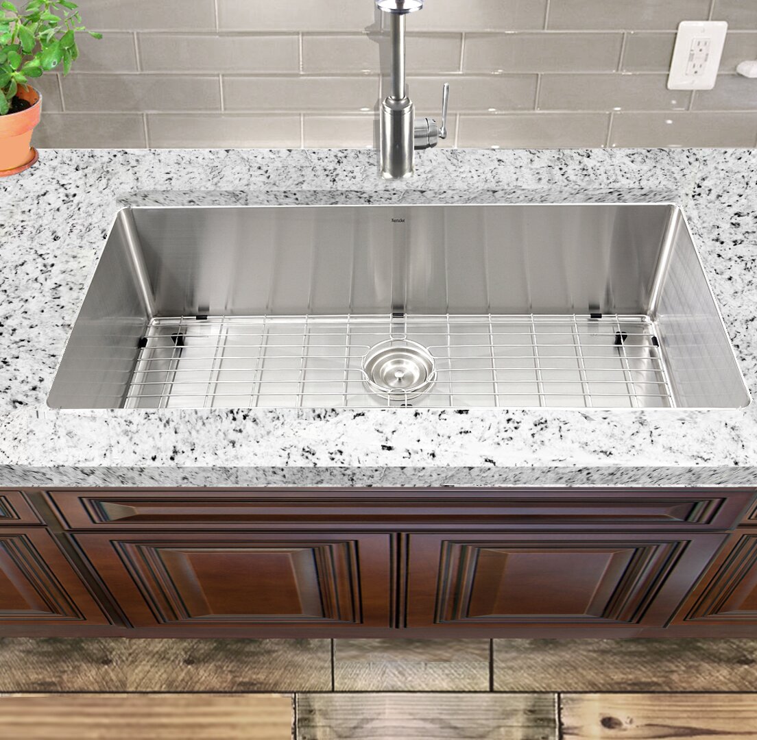 Pro_Series_36___L_Undermount_Single_Bowl_Stainless_Steel_Kitchen_Sink (3)