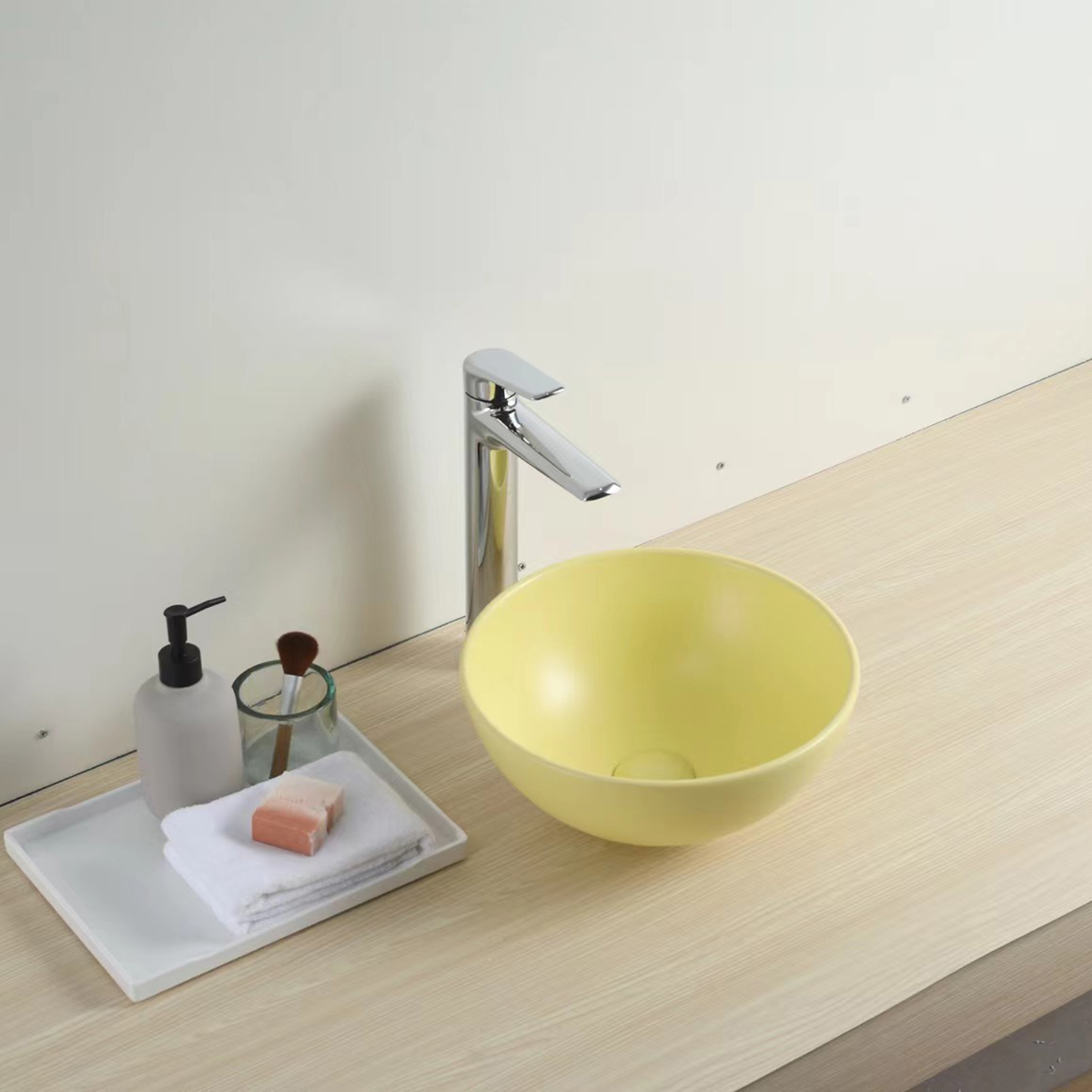 台上小碗彩色 (1)