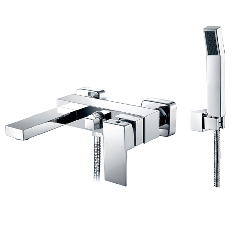 Robinets de douche de baignoire de salle de bains