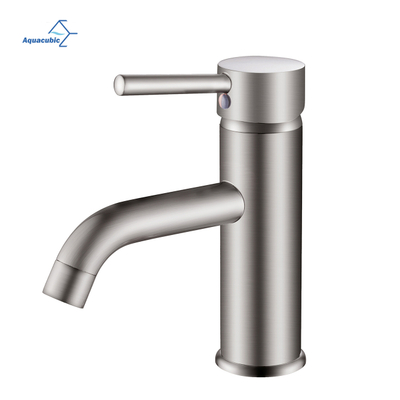 Robinet de lavabo monotrou SUS 304 de salle de bain monté sur pont certifié CUPC CE avec robinet de lavabo rond monotrou