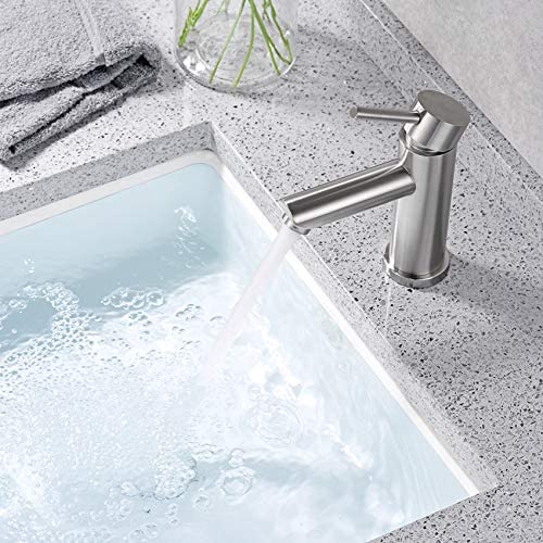 Robinet de lavabo de salle de bains en nickel brossé en acier inoxydable certifié Aquacubic cUPC